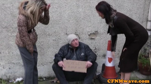 Brooklyn Blue Gives Rough Blowjob to Homeless Guy